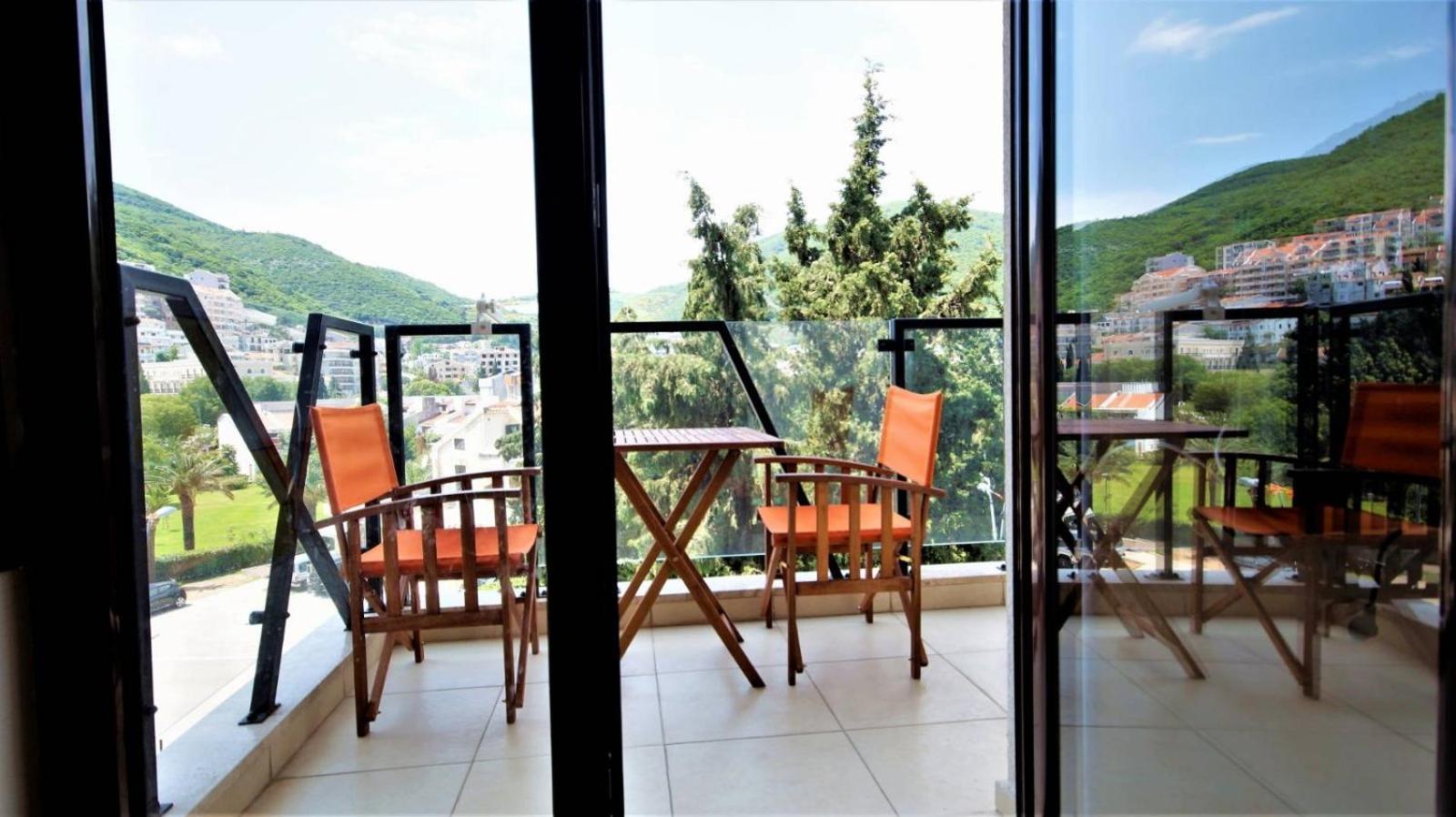 Center Prova 2 * Budva